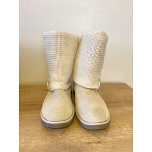 Cream Knit Boots With Faux Suede Fur Lined With Button Detail Size 9